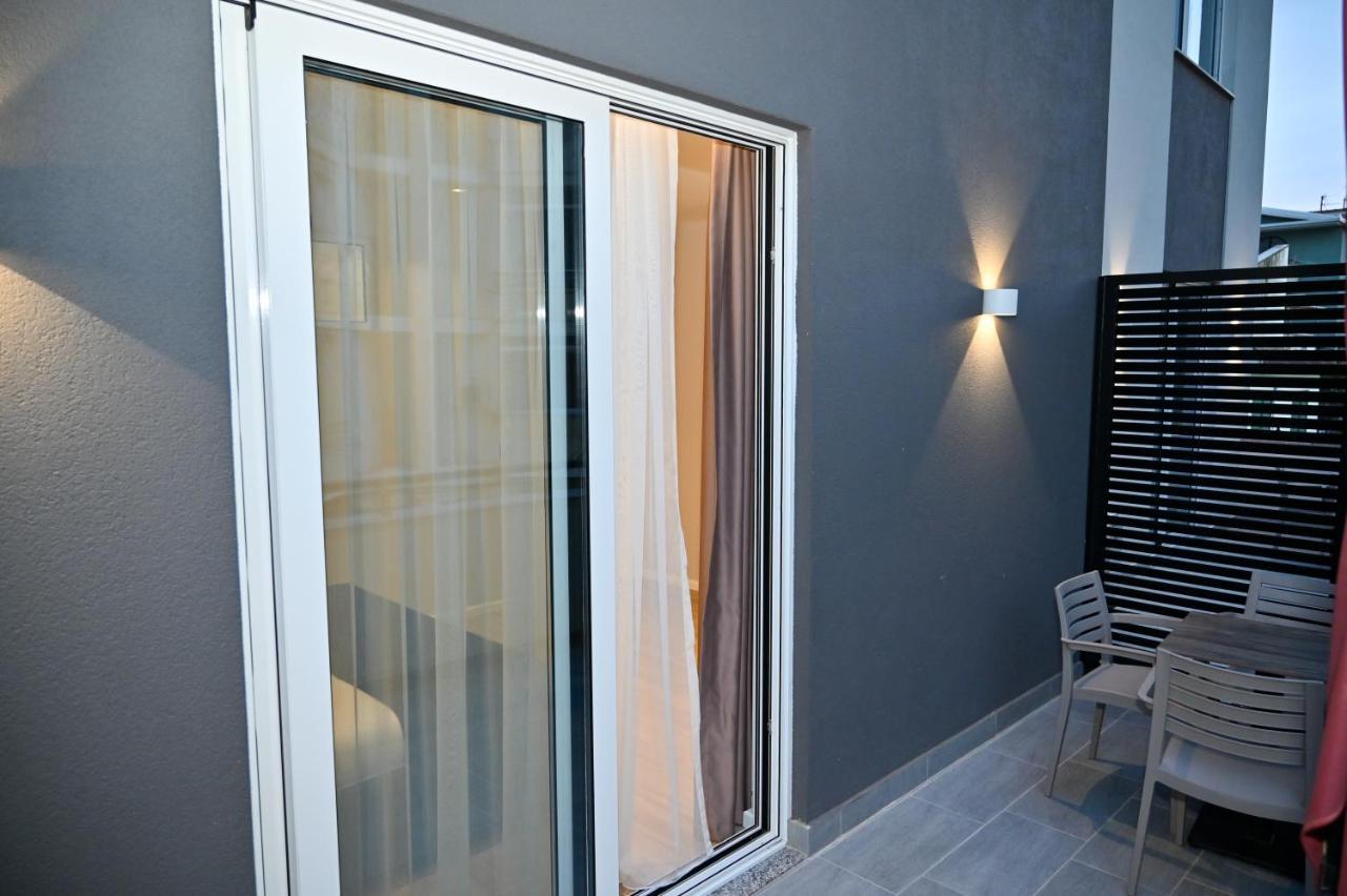 Hotel Vino Dıraç Dış mekan fotoğraf