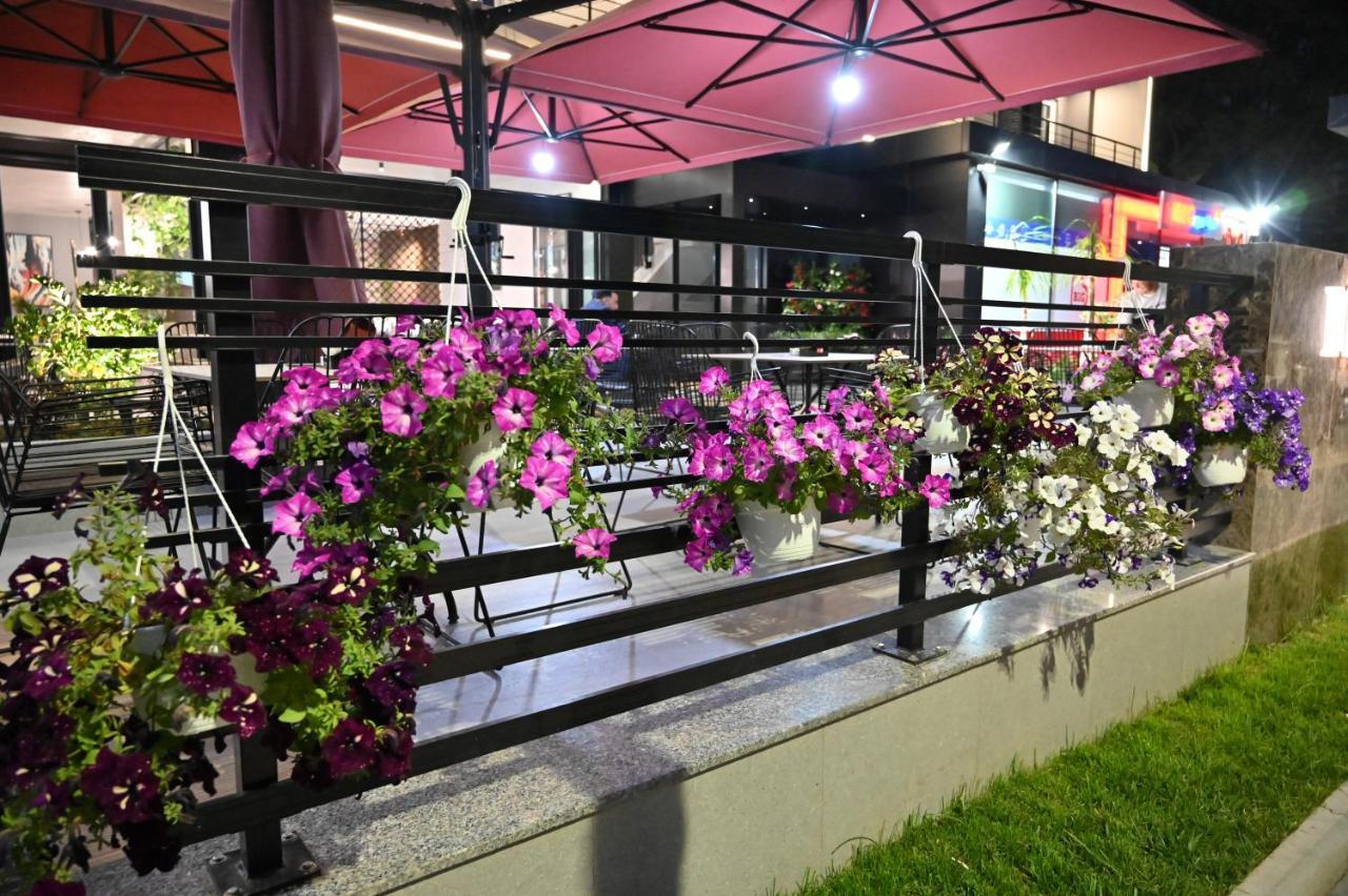 Hotel Vino Dıraç Dış mekan fotoğraf
